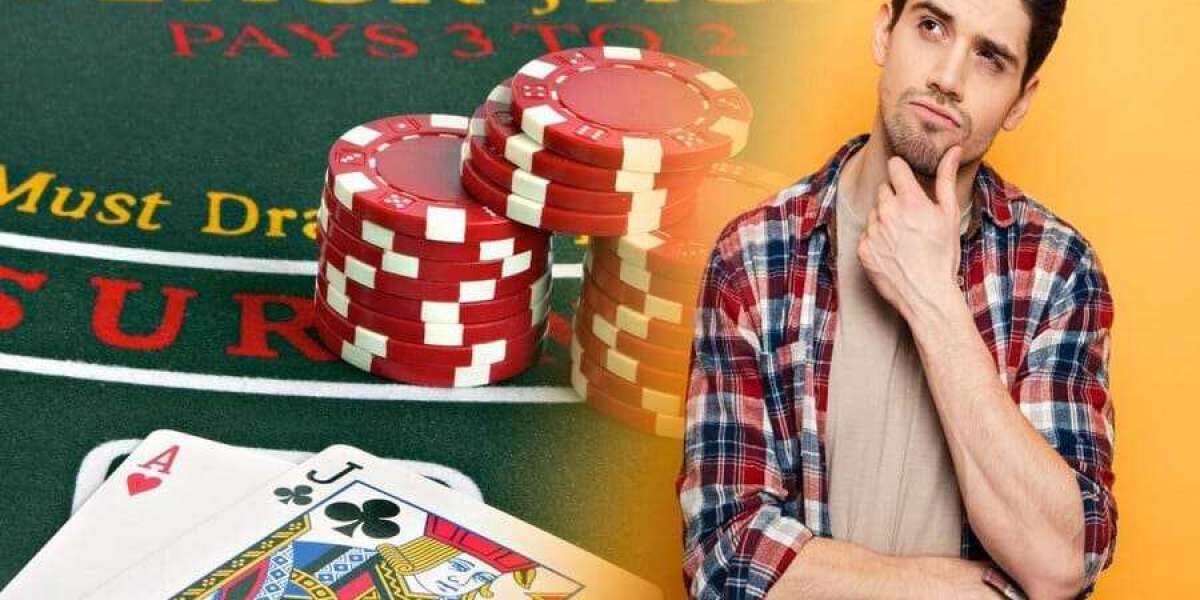 Mastering the Art: How to Play Online Slot