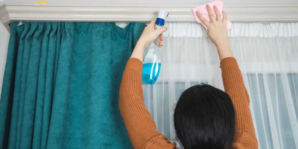 Express Curtain Cleaning Services: Fresh Curtains in No Time!