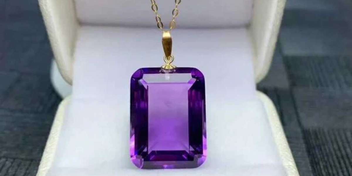 Violet Essence: Amethyst's Magnificence Unveiled