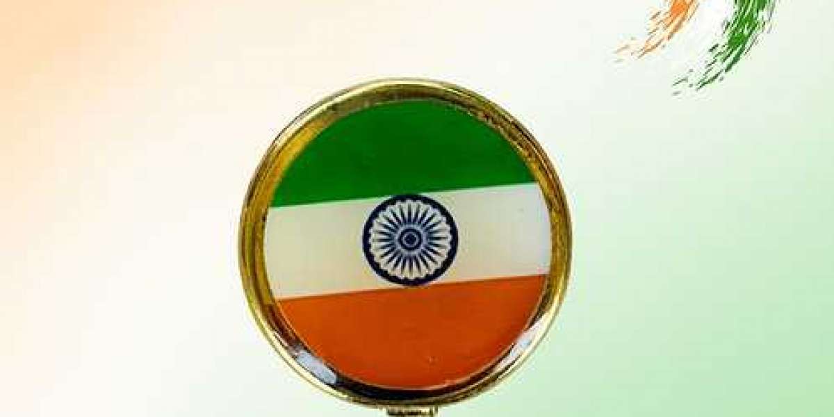 Patriotic Accessories: Republic Day Badges and Flag Brooches