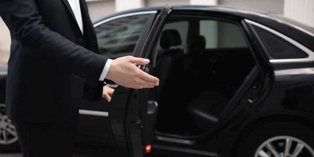 Hire a Private Driver in India for a Comfortable and Hassle-Free Journey