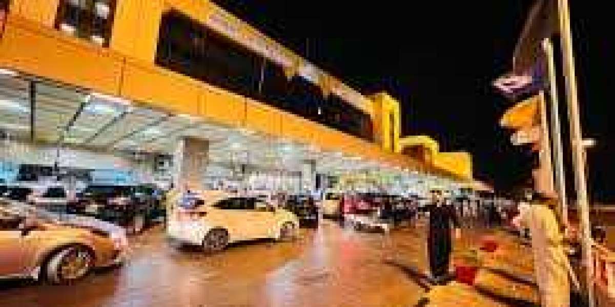 Airport Pick & Drop Service in Dubai: Convenience, Comfort, and Reliability