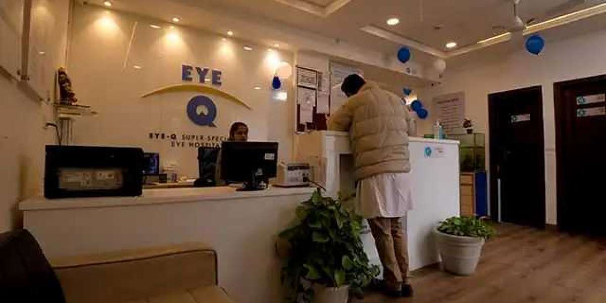 Finding the Best Eye Doctor in Gurgaon – Your Guide to Quality Eye Care with EyeQ India