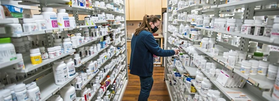 Zylixs Drugstore Cover Image
