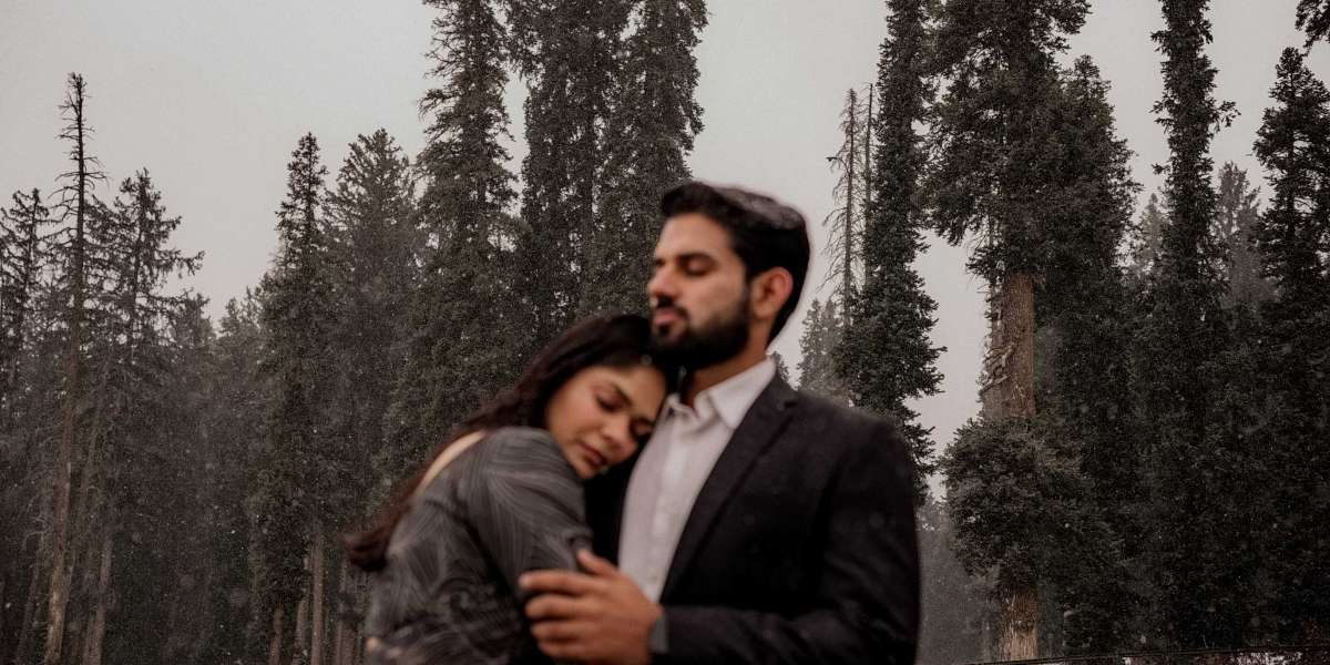 Looking for a Pre Wedding Photographer in Jaipur? Start with These Pros