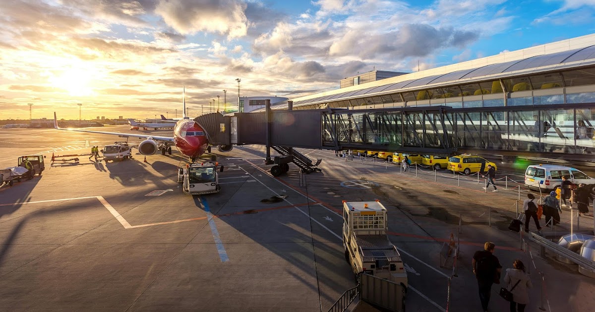 Luxury Airport Transfers in  London