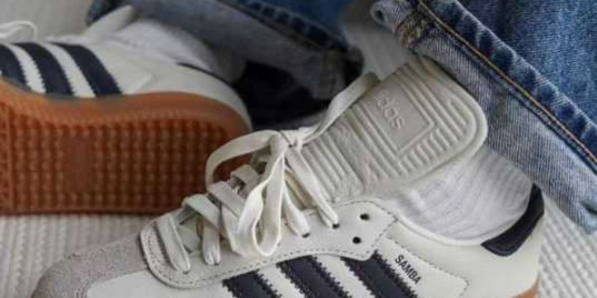 為什麼Adidas Samba在社交媒體上如此受歡迎！