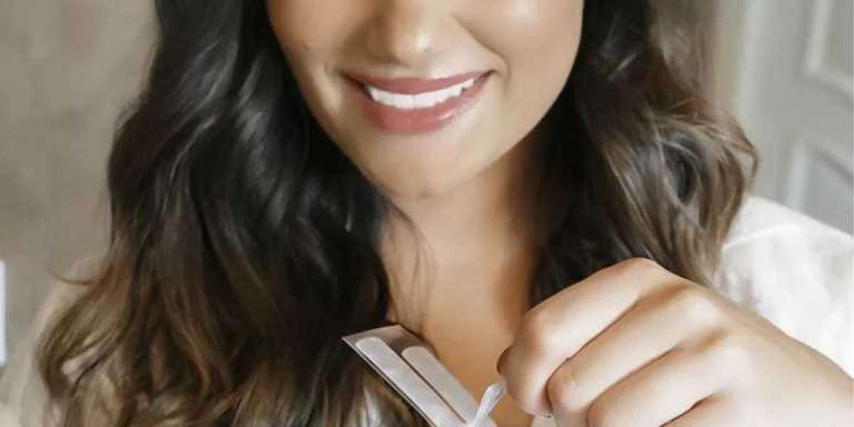 Crest 3D – Achieve a Brighter Smile with The White Smiles