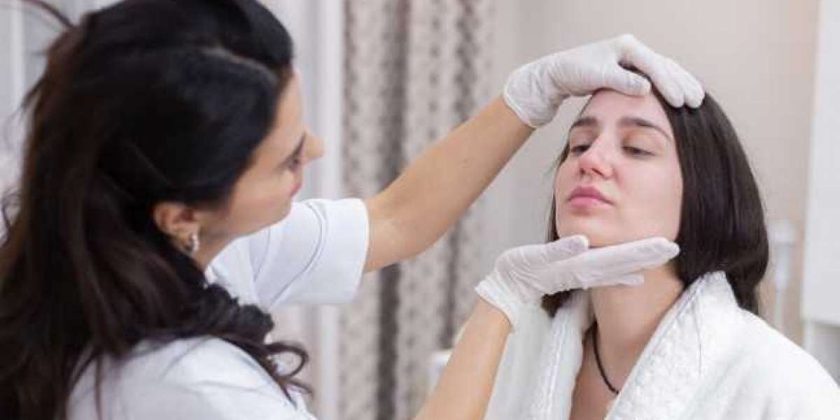 A Complete Guide to Acne Extraction Treatments in Singapore