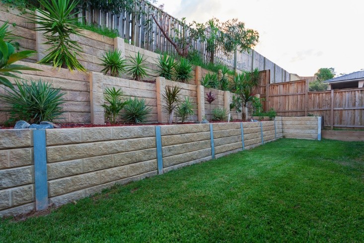 Best Retaining Wall Contractors in Ottawa : Williams landscaping