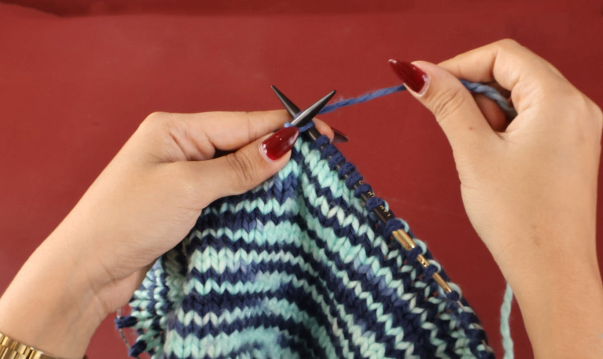 Seasonal Stitches: Holiday Knitting Patterns for Ebony Needles – lanternmoon.com