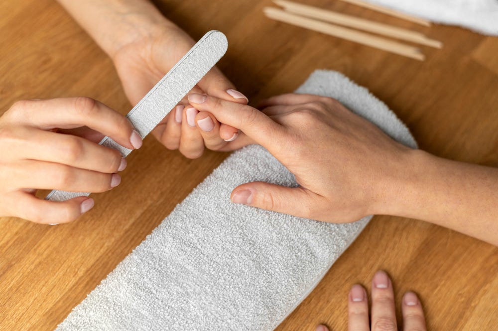 Longer Lashes, Zero Effort: Why Florida Lovers Get Extensions | by Nail creation | Jul, 2025 | Medium
