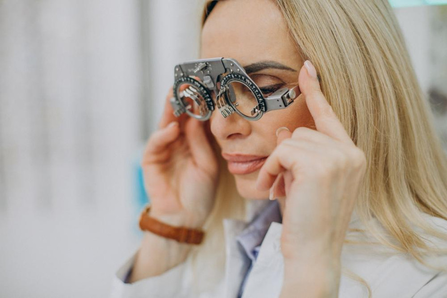 Clear Vision Ahead: Modern Approaches to Refractive Error Correction