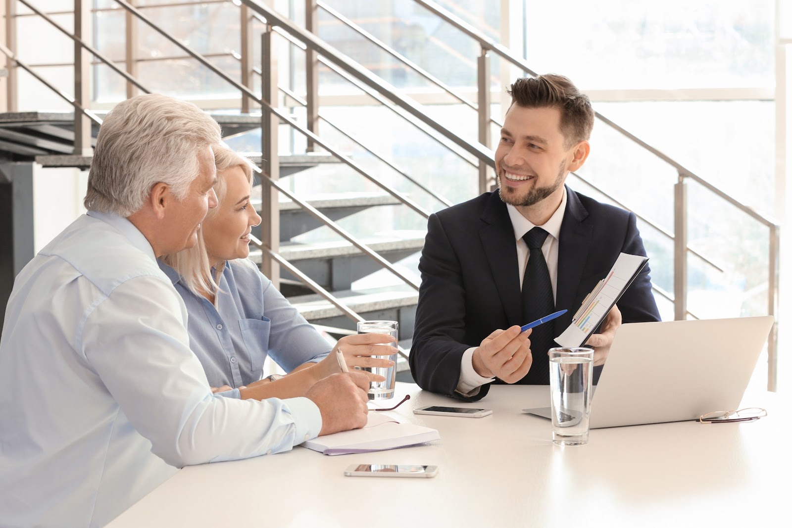 Beginner’s Guide: How to Hire a Tax Preparer and Maximize Your Savings