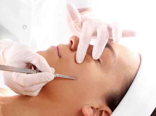 Everything You Should Know About Advanced Skin Exfoliation – Aqua Clinic Beauty Spa in Mississauga
