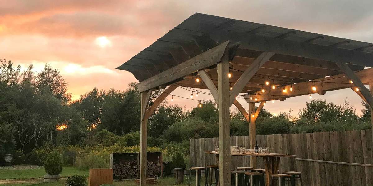 Outdoor Deck Builders | Pergola Company in Ottawa - Williams Landscaping & Decks