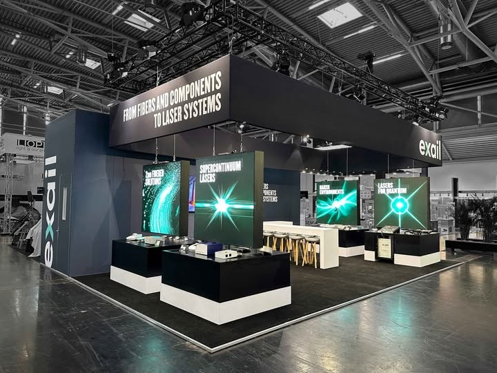 Flagships and Pop-ups Compared by Exhibition Stand Builders Las Vegas for Experience