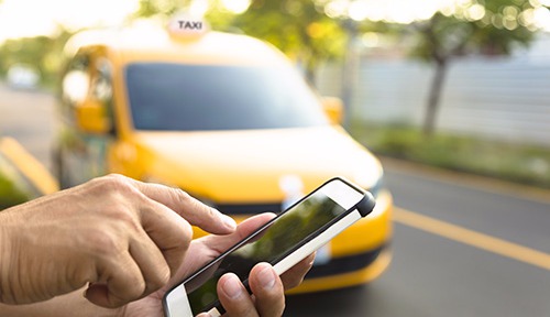 Which Bendigo Taxi Service Is Best for Local and Airport Trips? - SRM Articles | Help Care Support