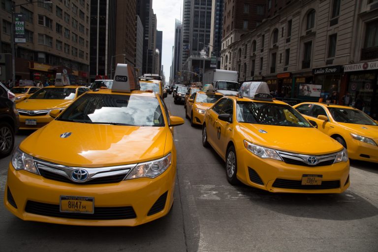 Which Taylors Lakes Taxi Services Provide the Best Customer Experience? - SRM Articles | Help Care Support