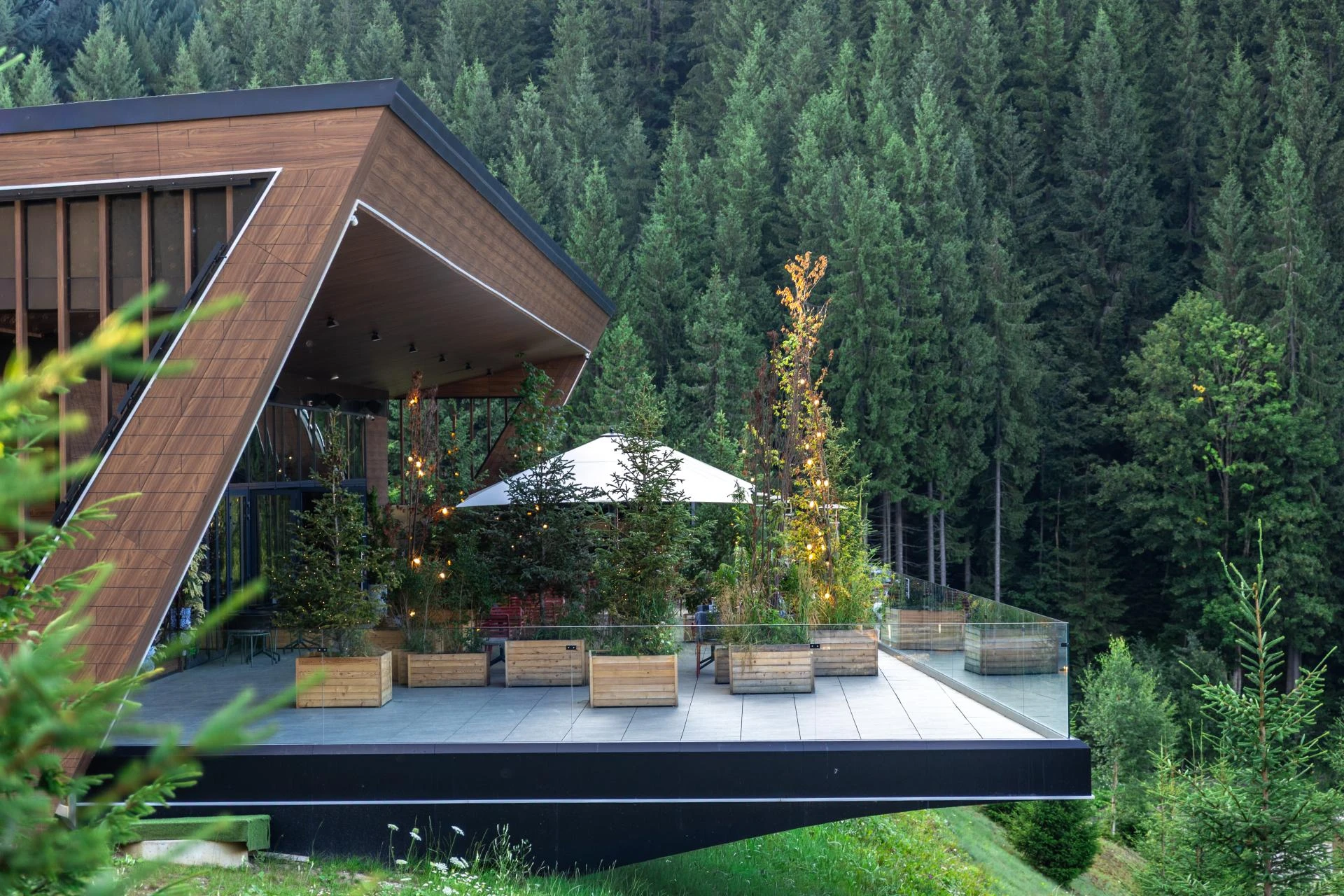 Landscaping Contractors & Retaining Walls in Ottawa | Williams Landscaping & Decks