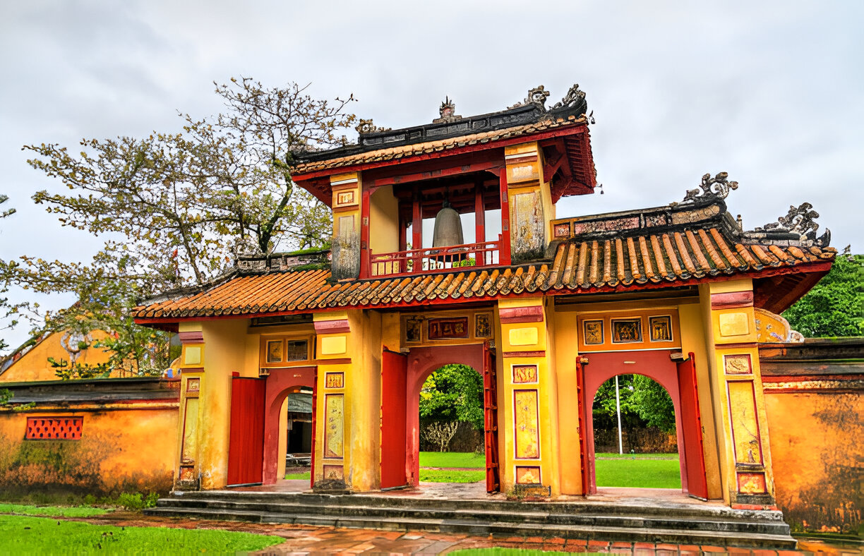 Apply Tourist Visa Vietnam Online with PlanMyVisas