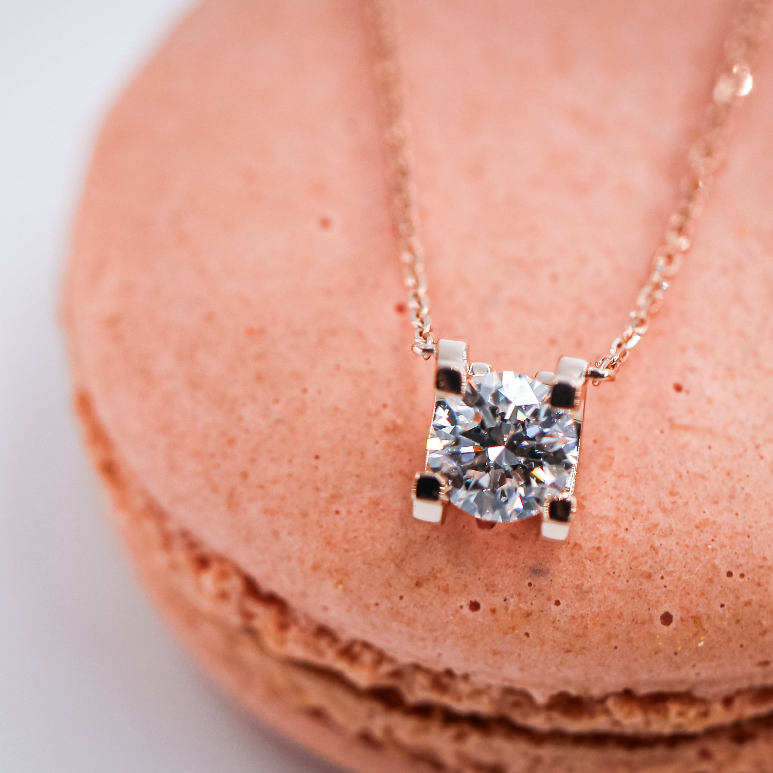 Round Brilliant Cut Diamond Pendant in Melbourne | Jenny Bay